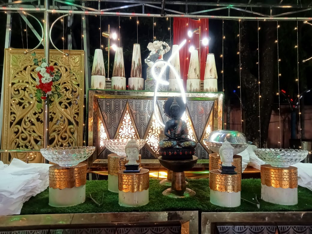 Buddha Theme Stall